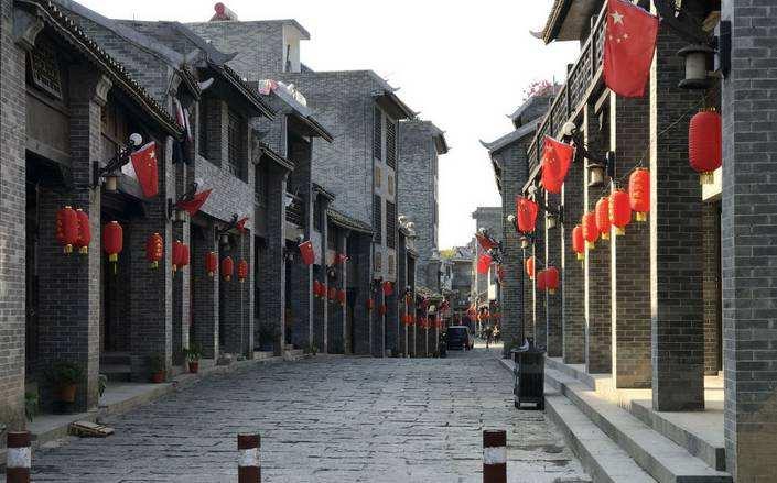 热烈祝贺迈克飞人篮球俱乐部贵州国际城馆盛大开业